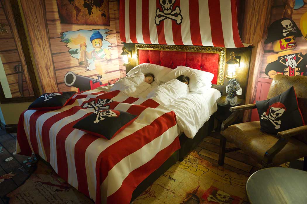 One of the pirate-themed rooms at the Legoland Resort Hotel (Photo © Legoland Windsor Resort)