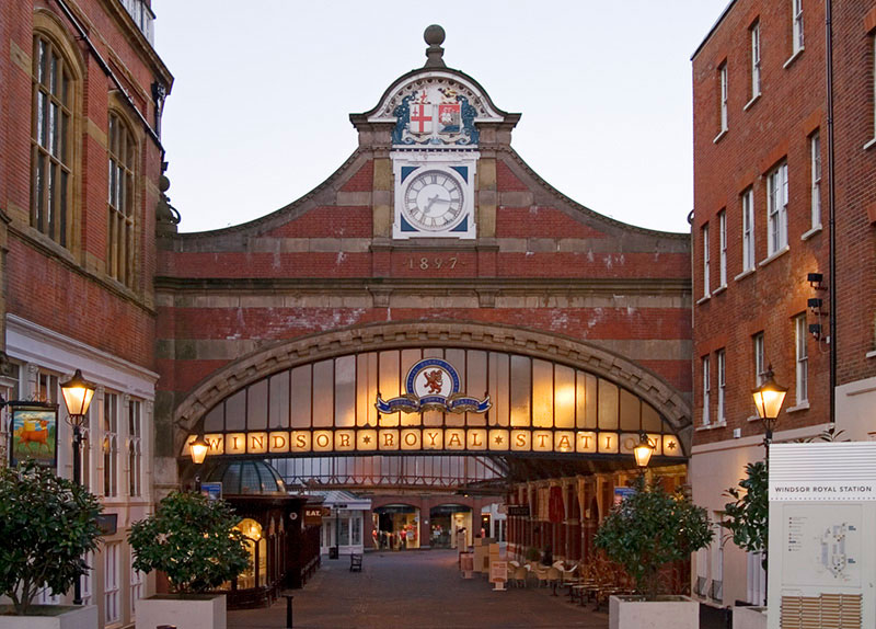 Windsor and Eton Central railway station | englandrover.com