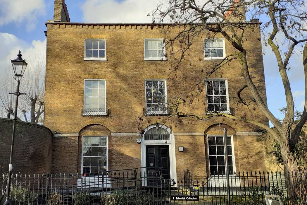 Visiting the Estorick Collection, London