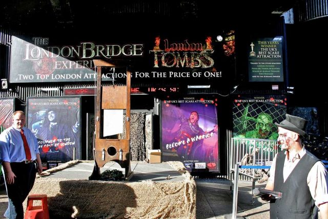 London Bridge Experience and the London Tombs