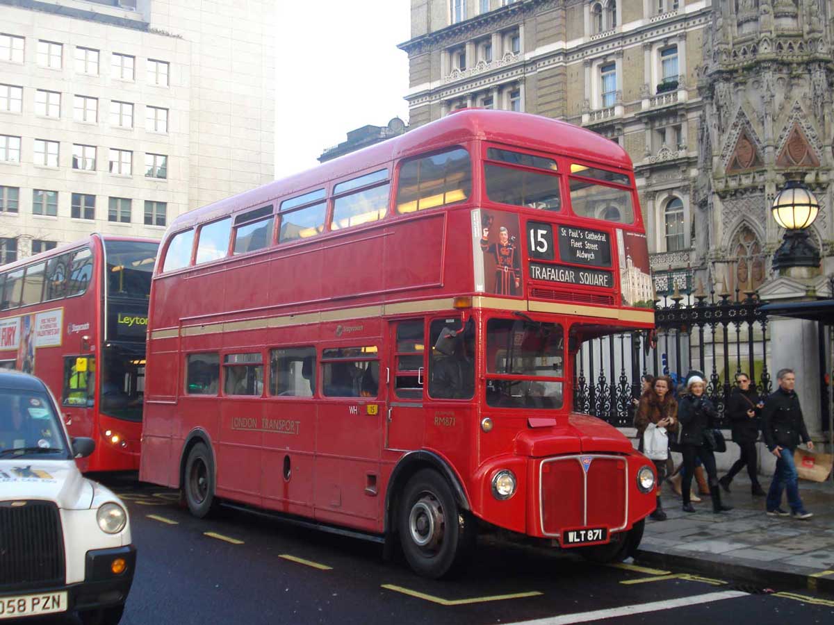 Routemaster bus on route 15H in London