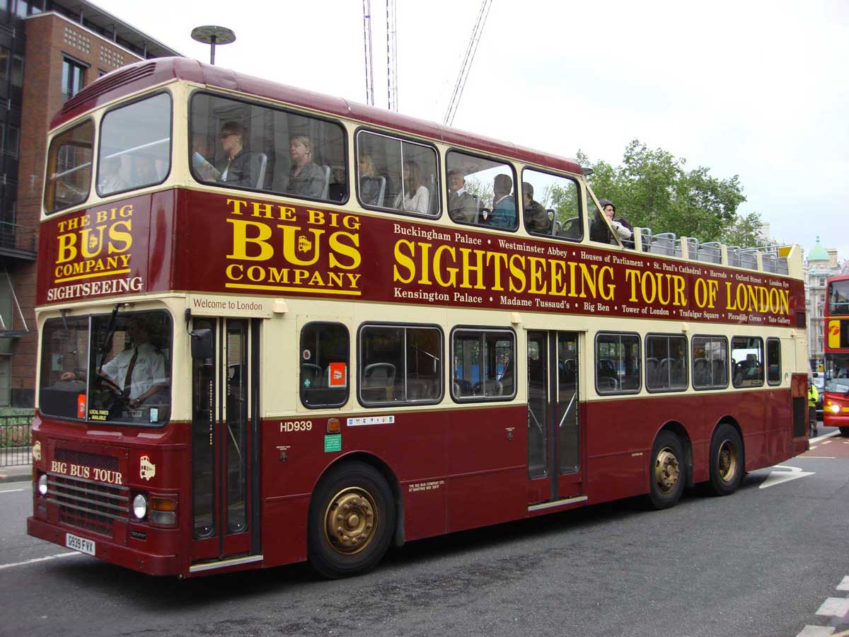 Big Bus Company London sightseeing bus