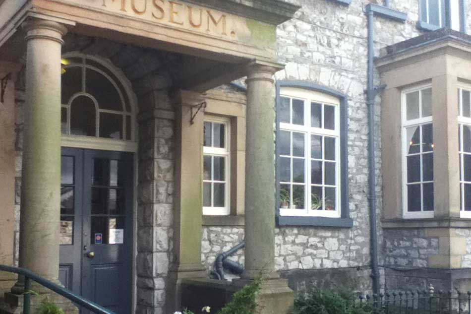 Kendal Museum in Kendal, Cumbria (Photo: Jarry1250 [CC BY-SA 3.0])