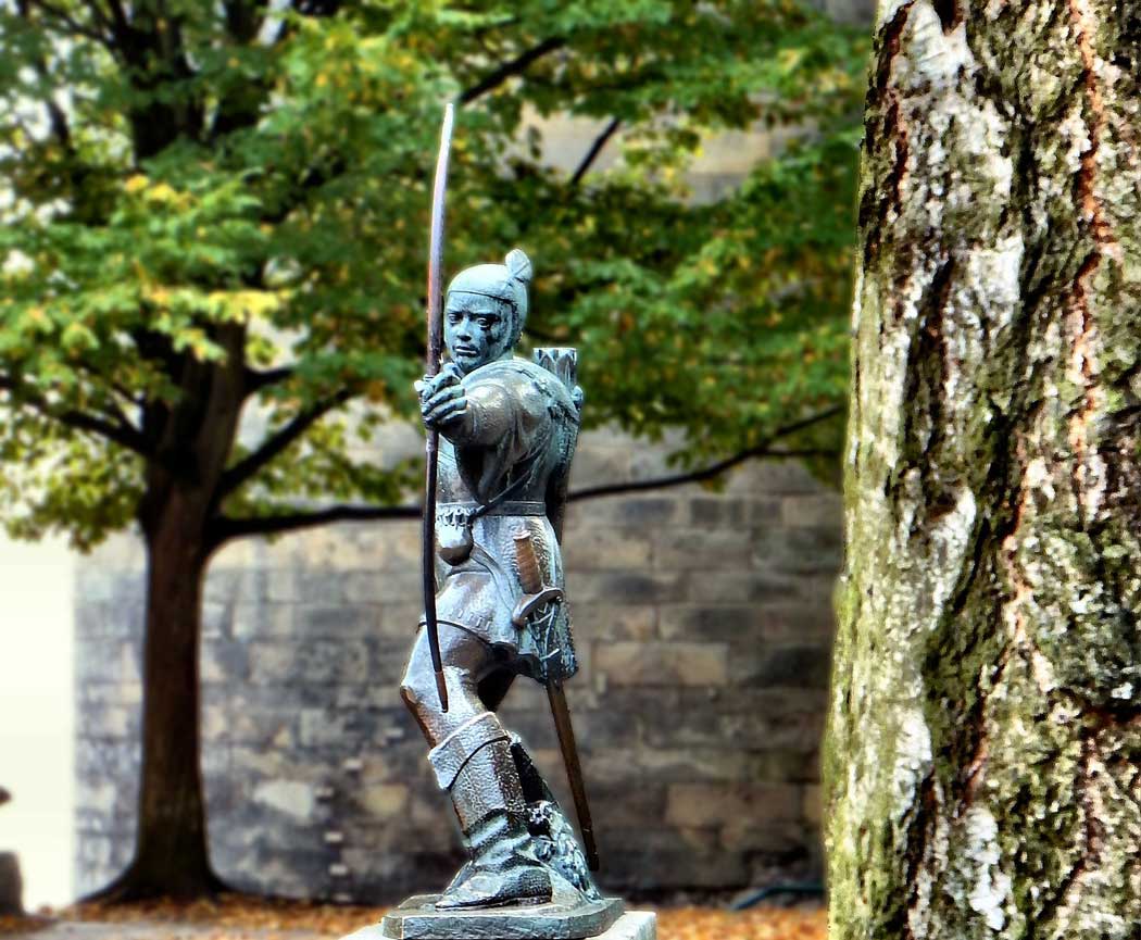The Robin Hood statue on the grounds of Nottingham Castle is a popular spot for a photo. (Photo from Pixabay)