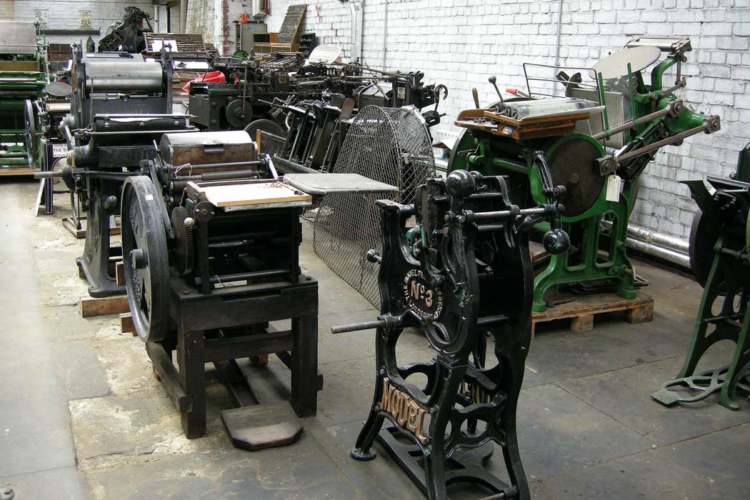 Printing presses in the museum’s printing gallery. (Photo: Linda Spashett [CC BY-SA 3.0])