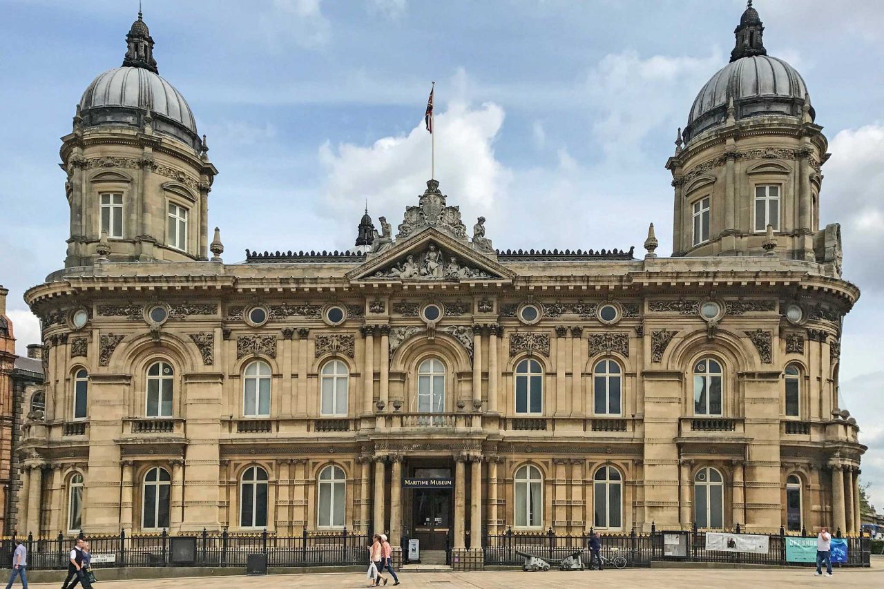 Hull Maritime Museum in Hull (Photo: Tim Green [CC BY-SA 2.0])