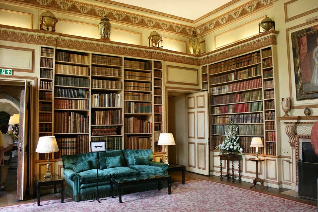 The library inside Leeds Castle. (Image by Alexandria from Pixabay)