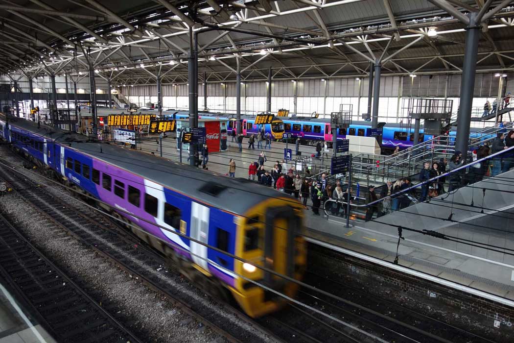 Leeds railway station in Leeds, West Yorkshire (Photo: Tejvan Pettinger [CC BY-SA 2.0])