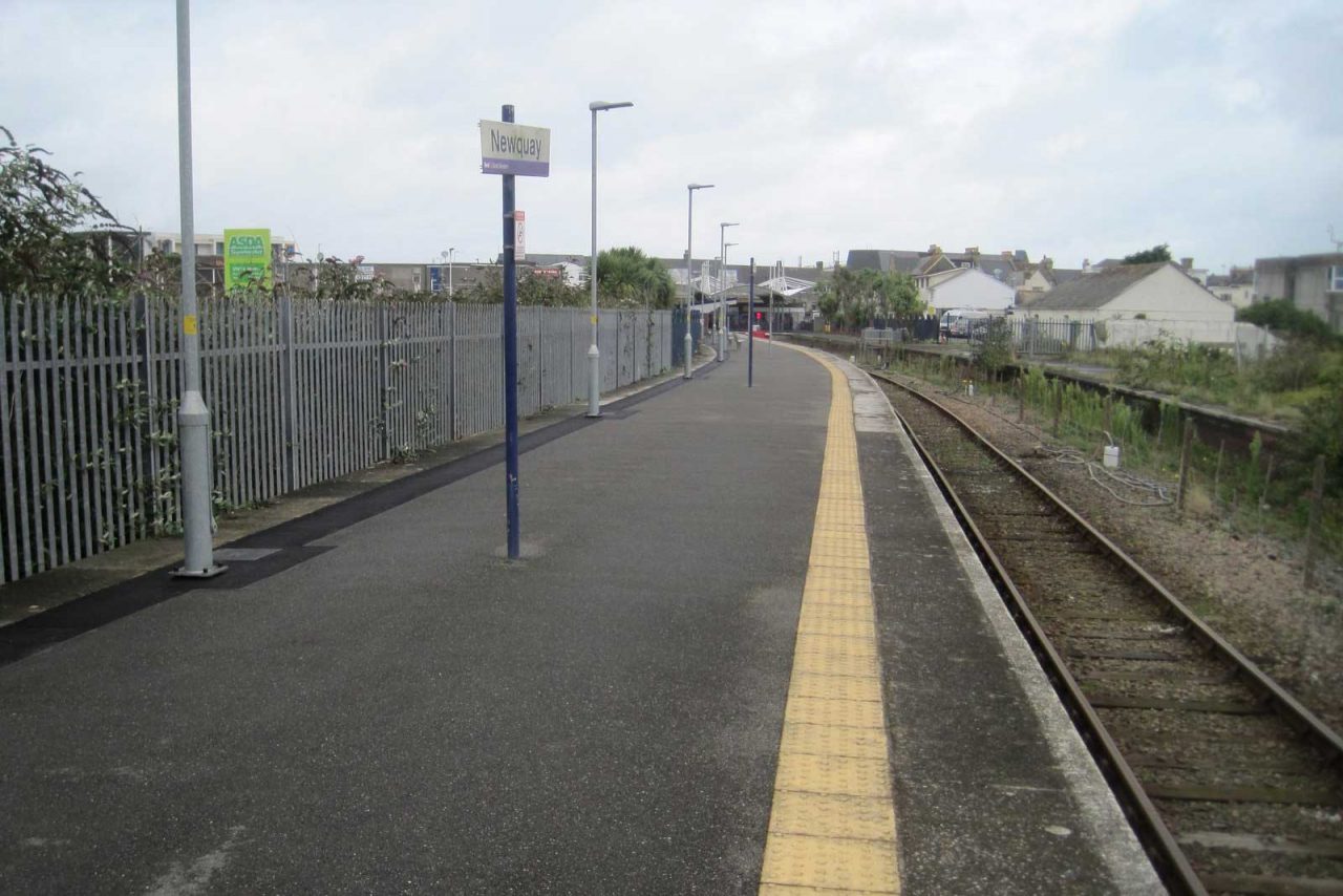 Newquay railway station in Newquay, Cornwall (Photo: Nigel Thompson [CC BY-SA 2.0])