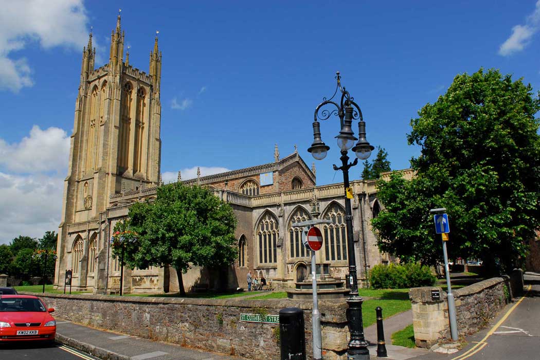 St Cuthbert's Church in Wells, Somerset (Photo: swamp dragon [CC BY-SA 2.0])