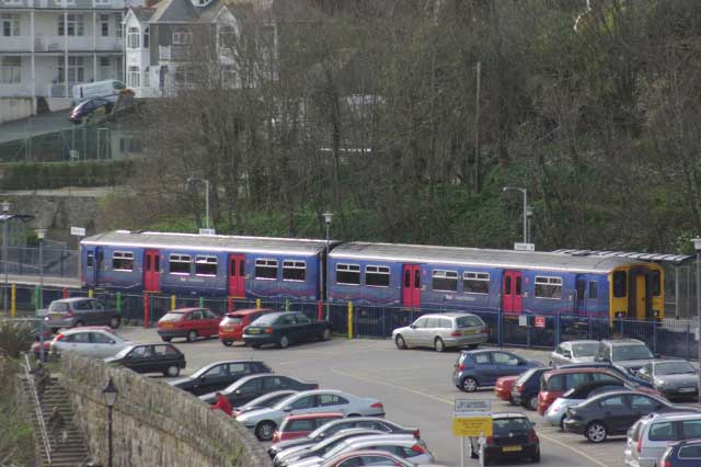 St Ives railway station in St Ives, Cornwall (Photo: Stephen McKay [CC BY-SA 2.0])