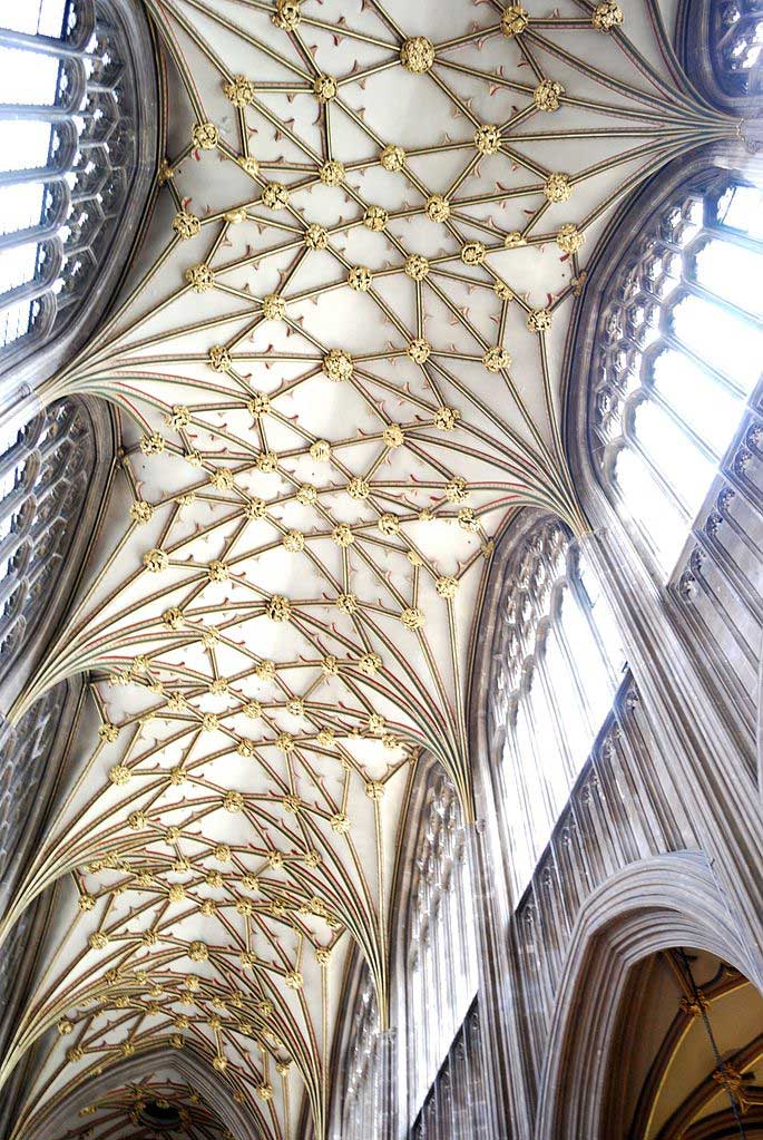 The beautiful vaulted ceiling inside St Mary Redcliffe church in Bristol. (Photo: Not from Utrecht [CC BY-SA 3.0])