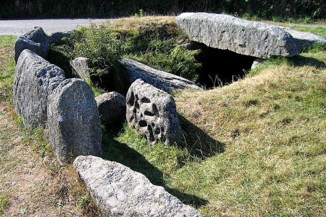 Tregiffian Burial Chamber