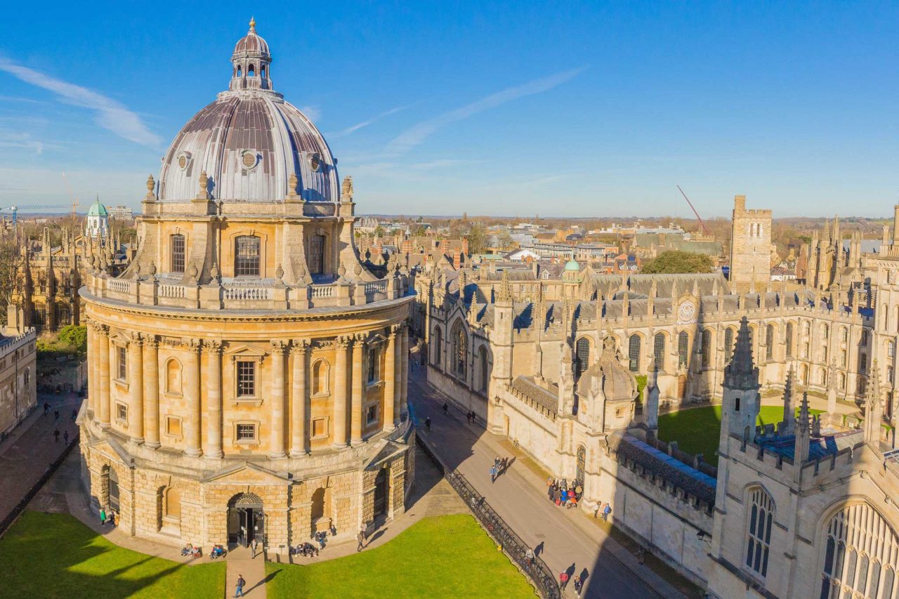 https://englandrover.com/wp-content/uploads/2018/10/radcliffe-camera-oxford-1280x853.jpg