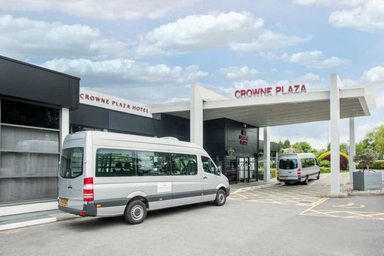 Crowne plaza manchester airport hotel englandrover