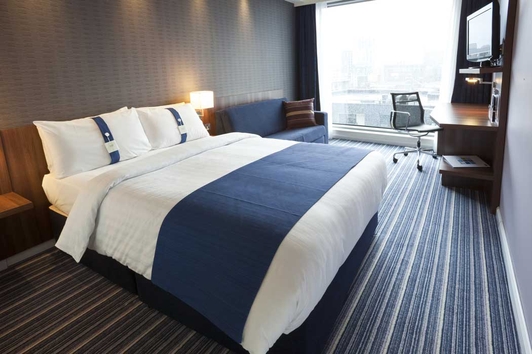A double room at the Holiday Inn Express Manchester City Centre (Arena). (Photo: IHG)