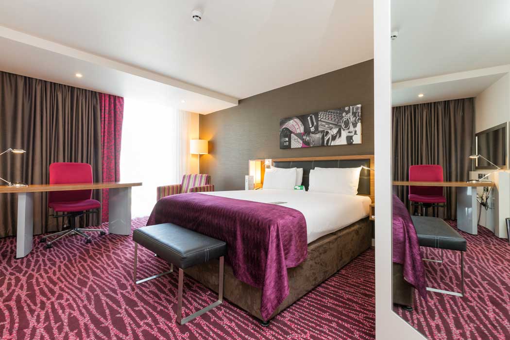 A double room at the Holiday Inn Manchester MediaCityUK hotel. (Photo: IHG)