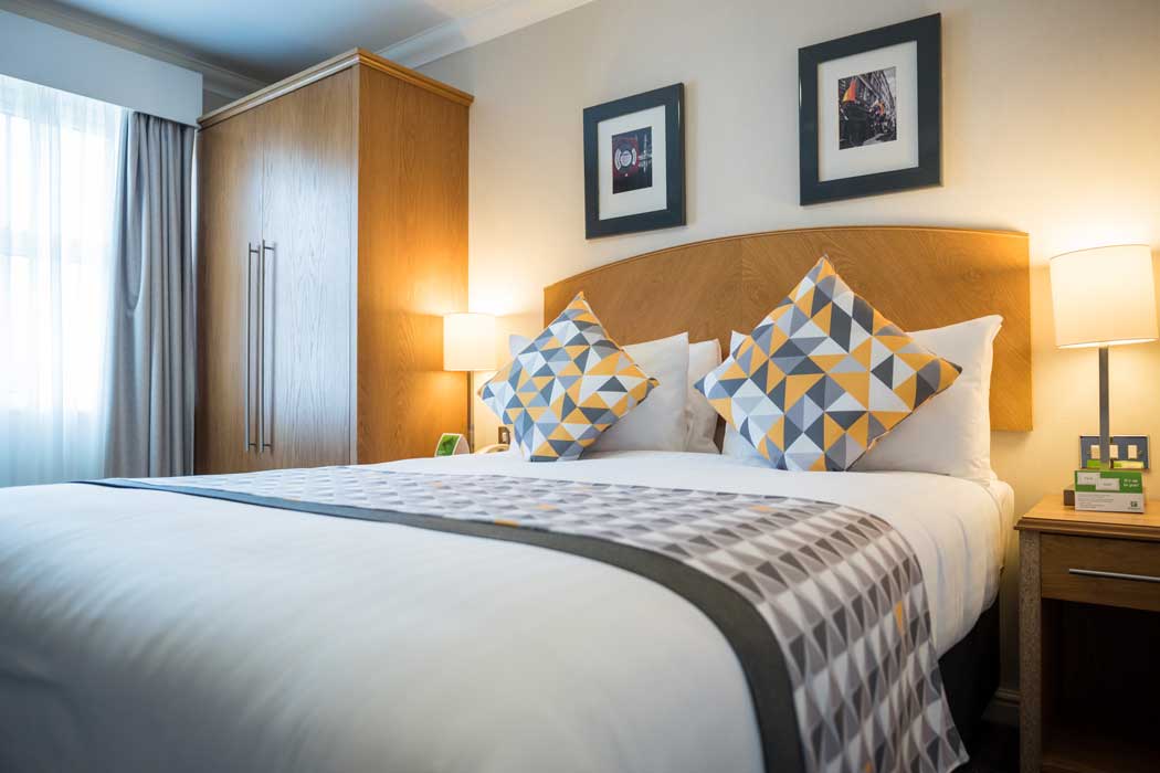 A double room at the Holiday Inn Manchester West-Salford hotel. (Photo: IHG)