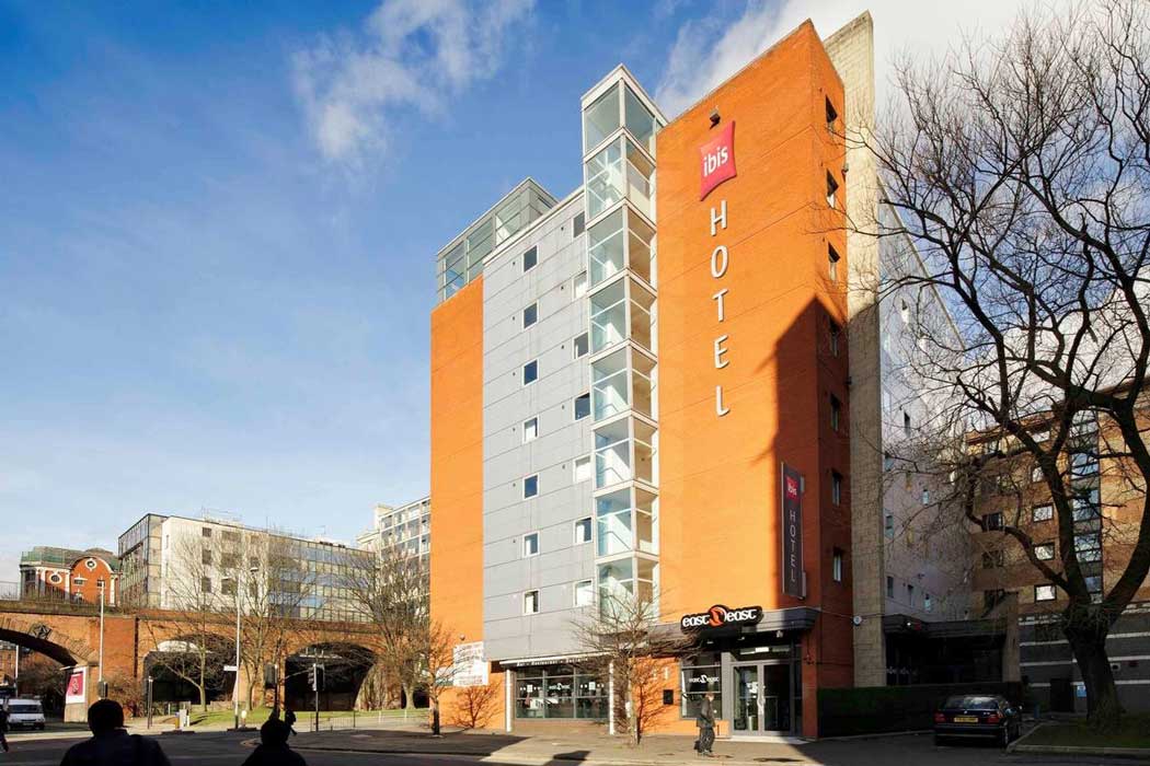 The ibis Manchester Centre (Princess Street) hotel is a modern hotel at the southern edge of the city centre. (Photo: ALL – Accor Live Limitless)