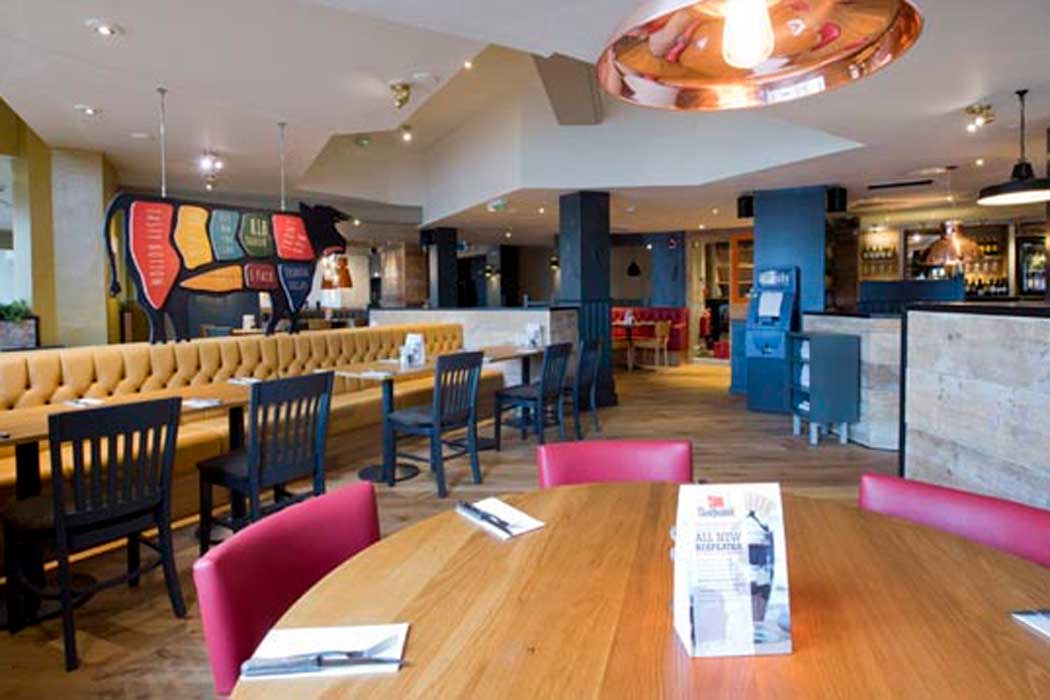 Premier Inn Manchester Airport (Heald Green) hotel near Manchester Airport