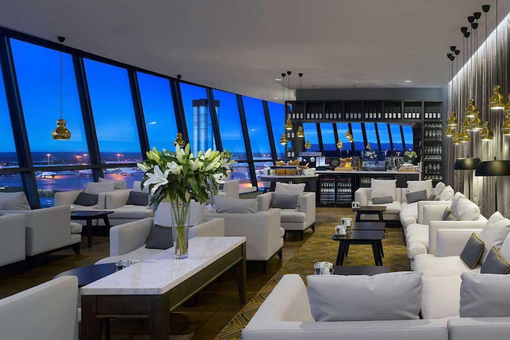Guests staying in executive rooms and suites have access to the hotel's business class lounge.  (Photo: Radisson Hotel Group)
