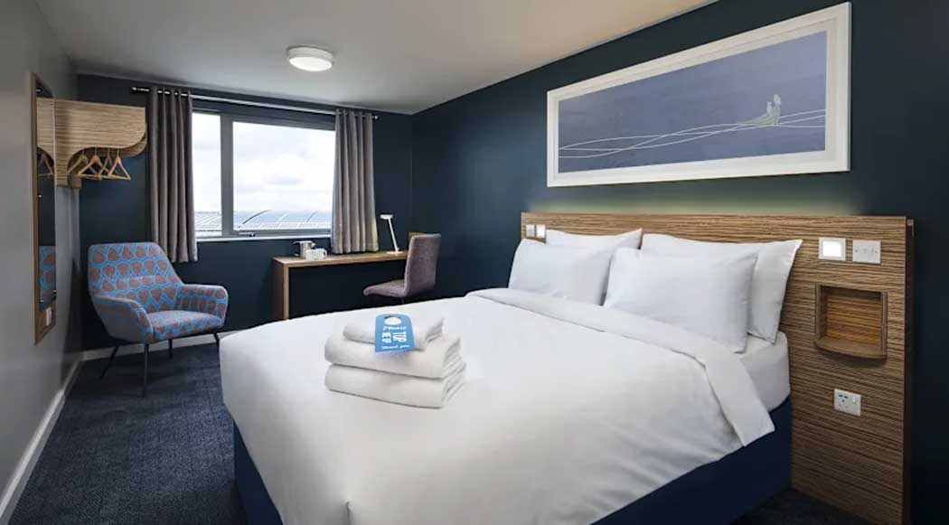 Rooms at the Travelodge London Bromley Town Centre hotel feature Travelodge’s new room design and, as such, it offers a higher standard of accommodation than the average Travelodge hotel. (Photo © Travelodge)