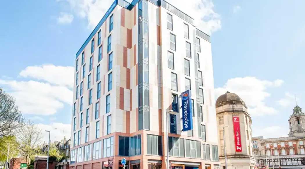 The Travelodge London Clapham Junction hotel is an affordable accommodation option next to Europe’s busiest railway station. It is less than 10 minutes from central London with around one train every minute. (Photo: Travelodge)