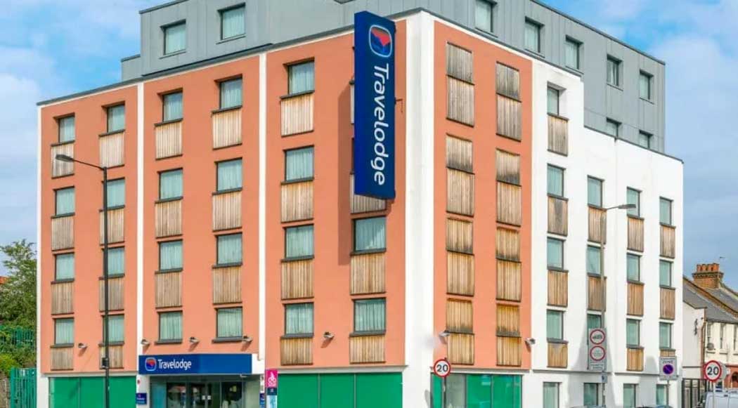 The Travelodge London Balham hotel is an affordable hotel in Balham in south London. It is right next to a station with frequent trains that will get you into central London in as little as 12 minutes. (Photo: Travelodge)