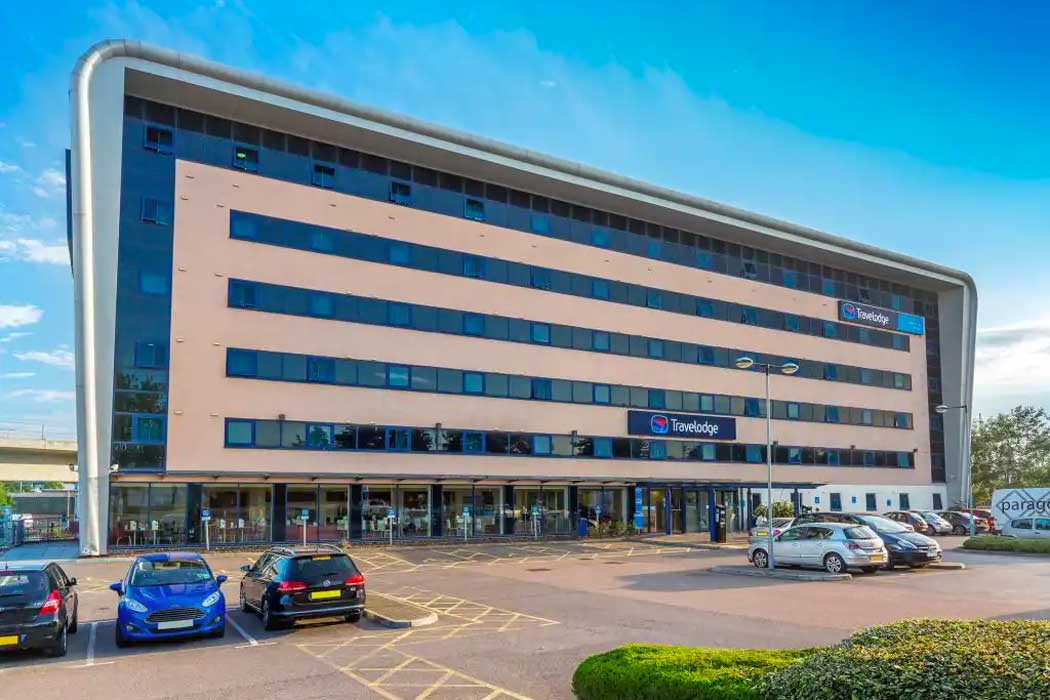 The Travelodge London City Airport hotel is a modern budget hotel within walking distance to London City Airport and ExCeL Exhibition Centre. (Photo © Travelodge)