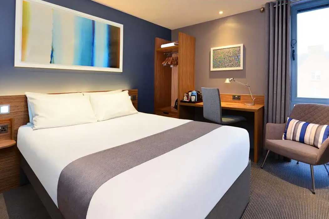 The hotel’s SuperRooms are an upgrade over standard rooms and include a better desk, a better shower and a pod espresso coffee machine. (Photo © Travelodge)