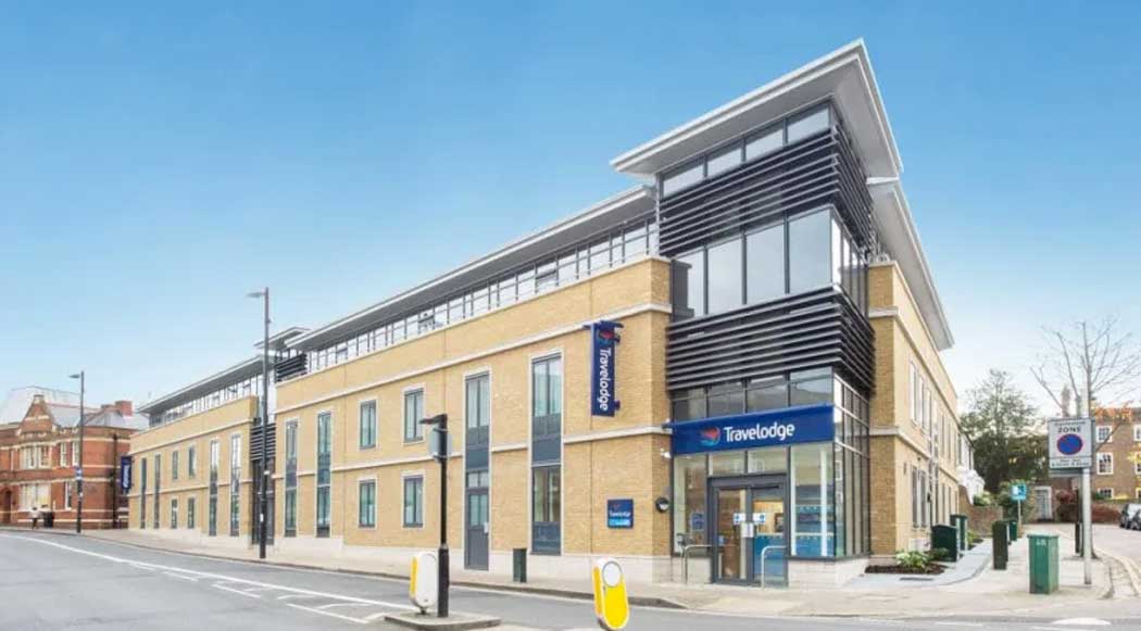 The Travelodge London Richmond Central hotel is an inexpensive place to stay in an expensive neighbourhood. It is well served by tube and rail services and you can get into central London in around 20 minutes. (Photo: Travelodge)