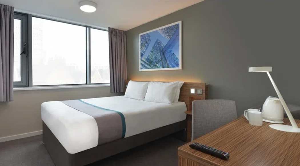 A standard room at the Travelodge London Central Waterloo hotel near Waterloo railway station in London. (Photo © Travelodge)