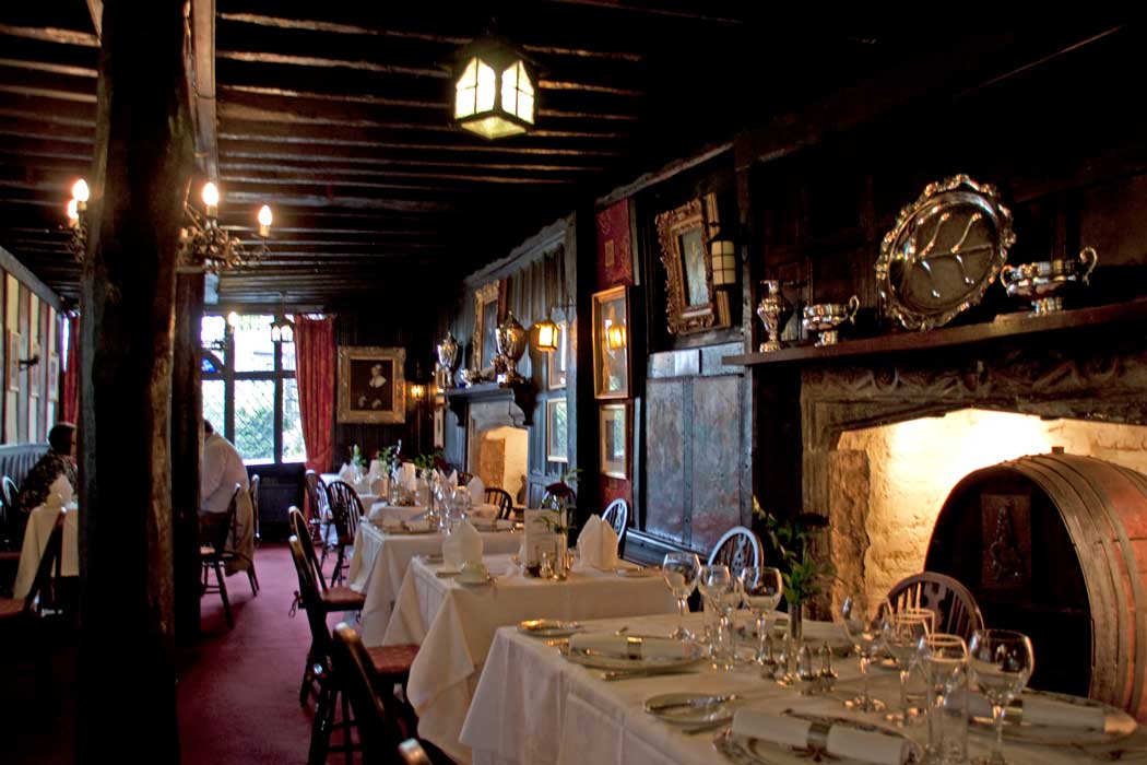 The Mermaid Inn's restaurant, The Linen Fold, consists of three charming wood-panelled rooms (Photo: Tony Hisgett [CC BY 2.0])