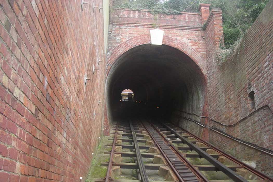 A large portion of the West Hill Cliff Railway in Hastings, East Sussex is in a tunnel. (Photo: Patrick Johnson [CC BY-SA 2.0])