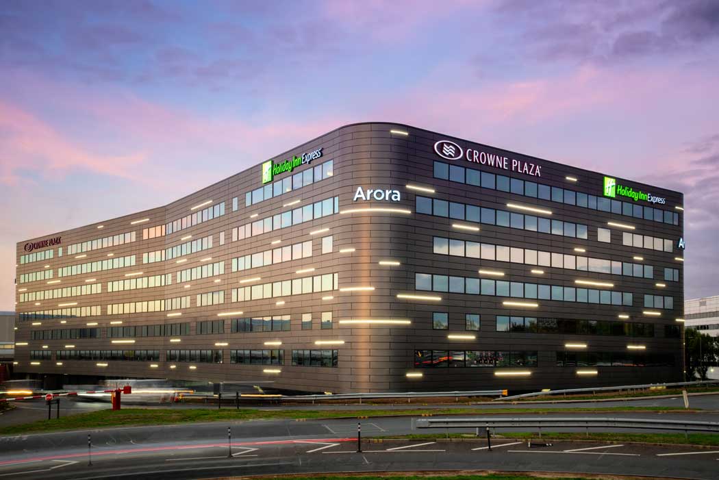 The Crowne Plaza at Heathrow Terminal 4 shares a building with a Holiday Inn Express hotel. The hotel is just a short walk to Terminal 4 via an elevated covered walkway. (Photo: IHG)
