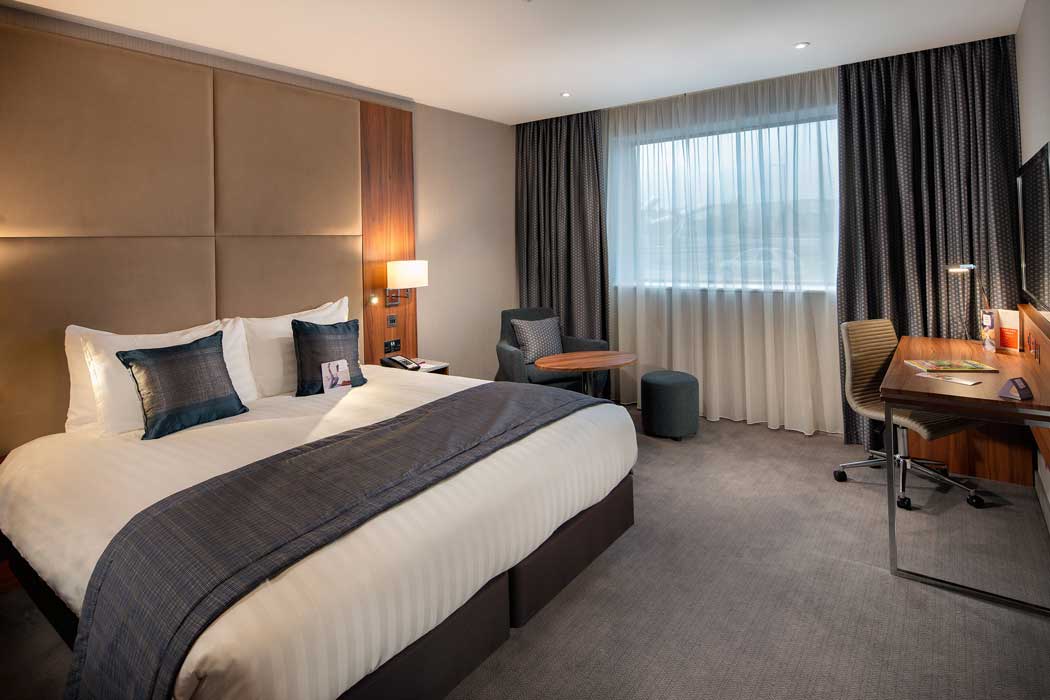 A standard guest room at the Crowne Plaza at Heathrow Terminal 4. (Photo: IHG)