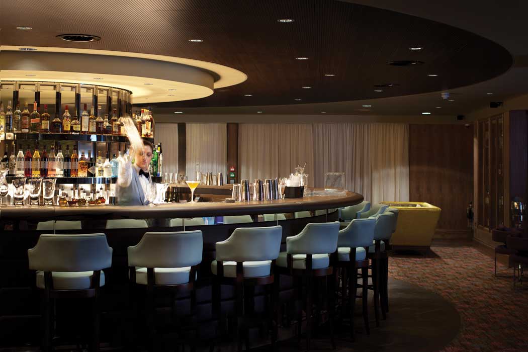 The Bar at the Hilton London Syon Park hotel. (Photo © 2019 Hilton)