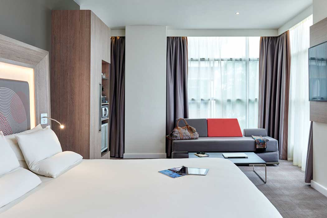 A double room at the Novotel London Heathrow Airport T1 T2 and T3 hotel. (Photo: ALL – Accor Live Limitless)
