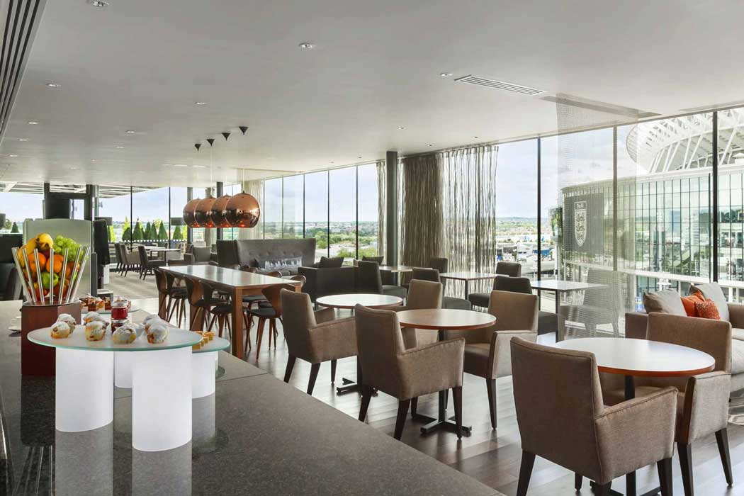 Guests staying in executive rooms at the Hilton London Wembley hotel have access to the executive lounge where they can enjoy complimentary drinks and snacks. (Photo © 2019 Hilton)