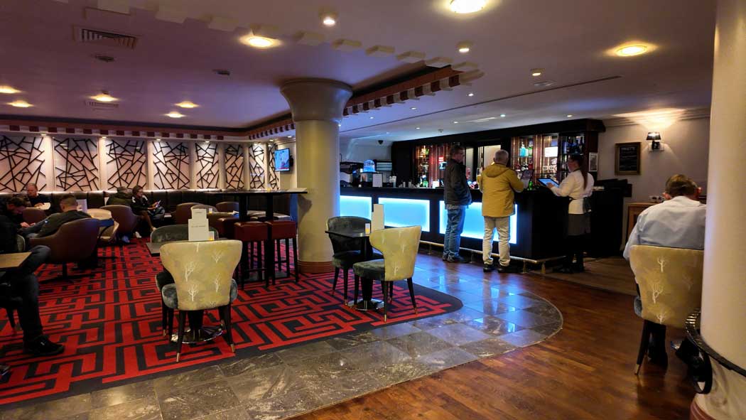 The hotel bar (Photo © 2024 Rover Media)