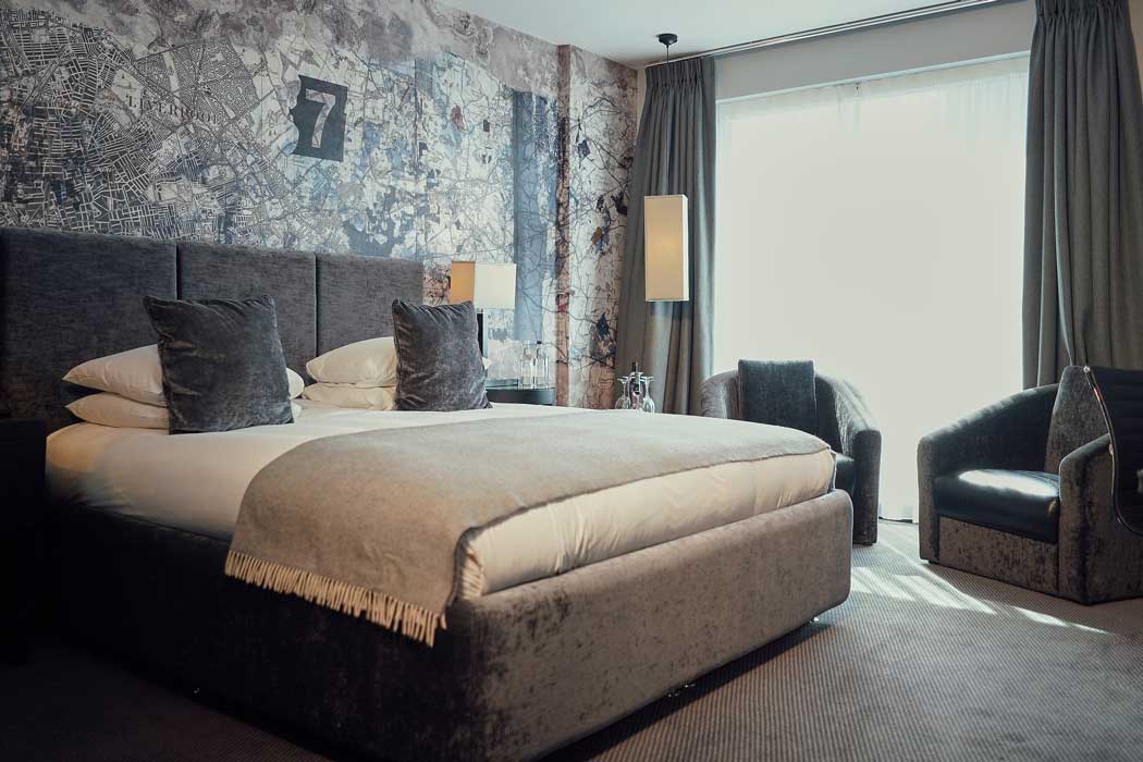 Superior rooms have larger beds and the en suite bathrooms include both a bathtub and a walk-in monsoon shower. (Photo: Malmaison Hotels [CC BY-ND 2.0])
