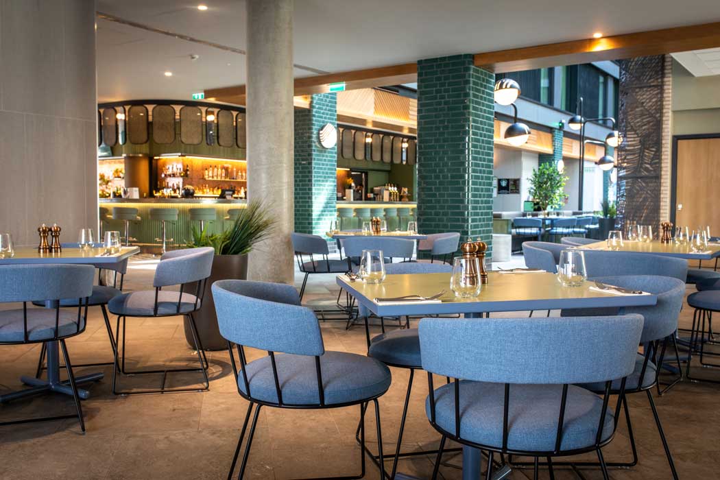 Hi! Pizza, the hotel’s in-house restaurant, serves modern Italian cuisine. It is one of the nicer restaurants along the Bath Road hotel strip and it includes seating in the hotel’s atrium area. (Photo: IHG)