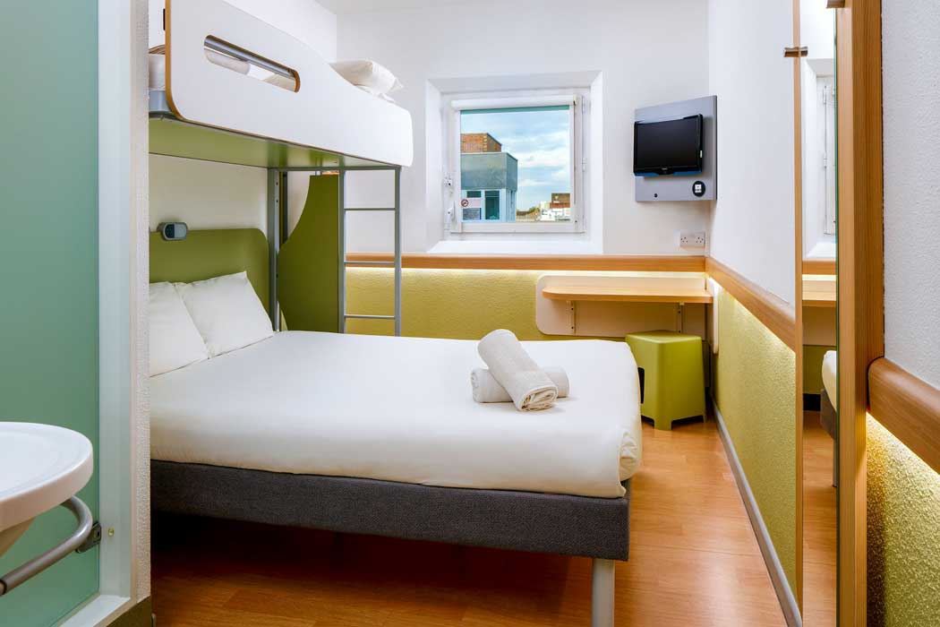 Some of the rooms have a single bunk above a double bed meaning that they can be used as either a double or a twin room. (Photo: ALL – Accor Live Limitless)