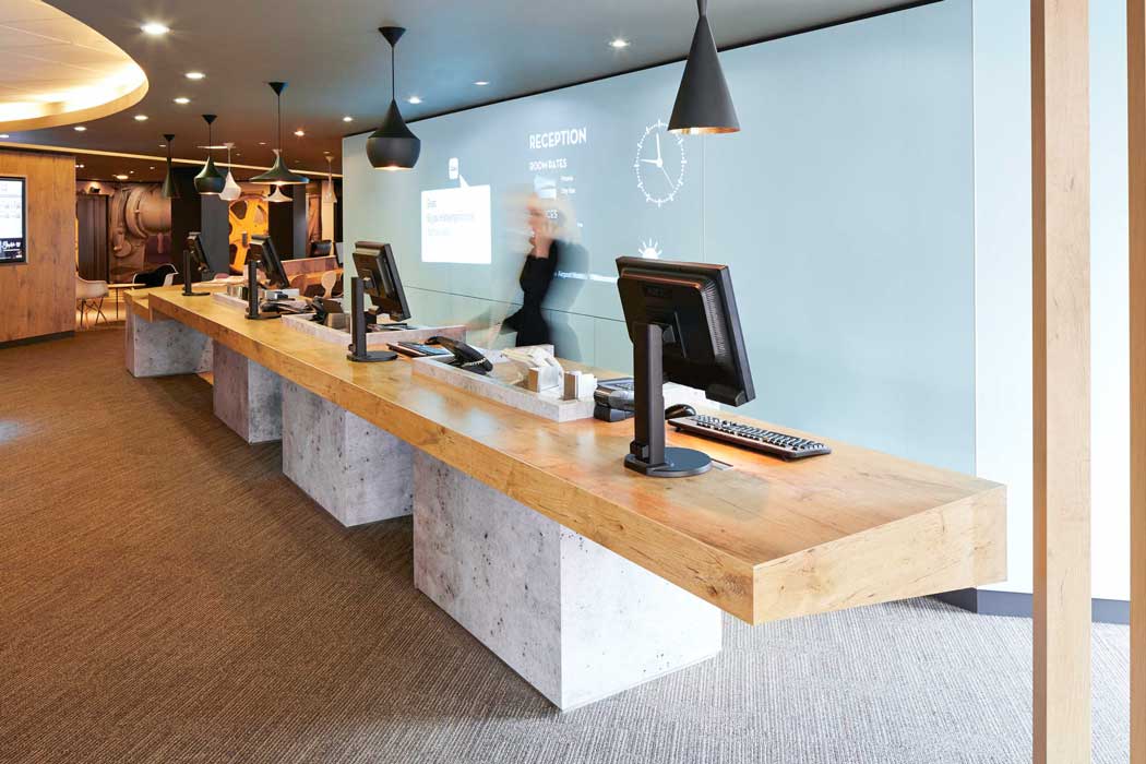 The reception area at the ibis London Heathrow Airport hotel. (Photo: ALL – Accor Live Limitless)