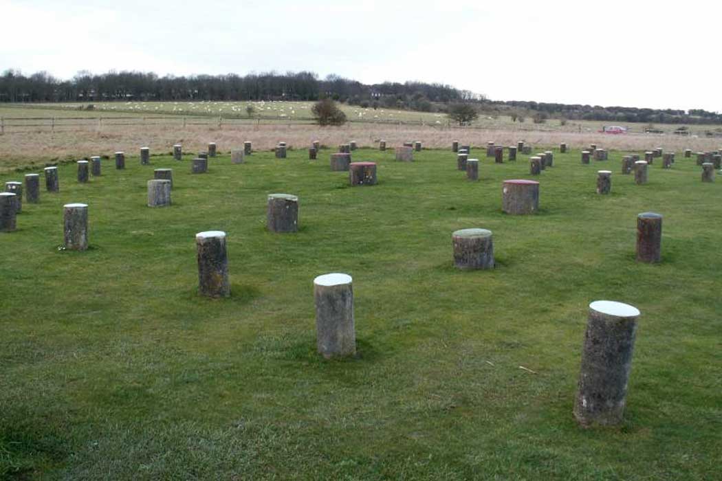 Woodhenge is a Neolithic site that is close to Amesbury and Stonehenge (Photo: [CC BY-SA 3.0], from Wikimedia Commons)