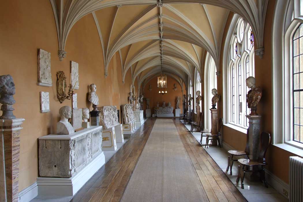 James Wyatt’s renovations in the early 19th century created Gothic-style cloisters surrounding the inner courtyard. (Photo: David Spender [CC BY-SA 2.0])