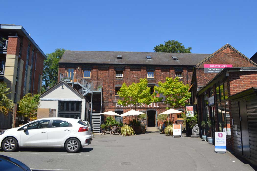 Fisherton Mill is the largest independent art gallery in the south west of England. It is lovely spot to poke around and it has a very nice cafe but it is more of an upscale art and craft market than what you would normally expect from an art gallery. (Photo: John M [CC BY-SA 2.0])