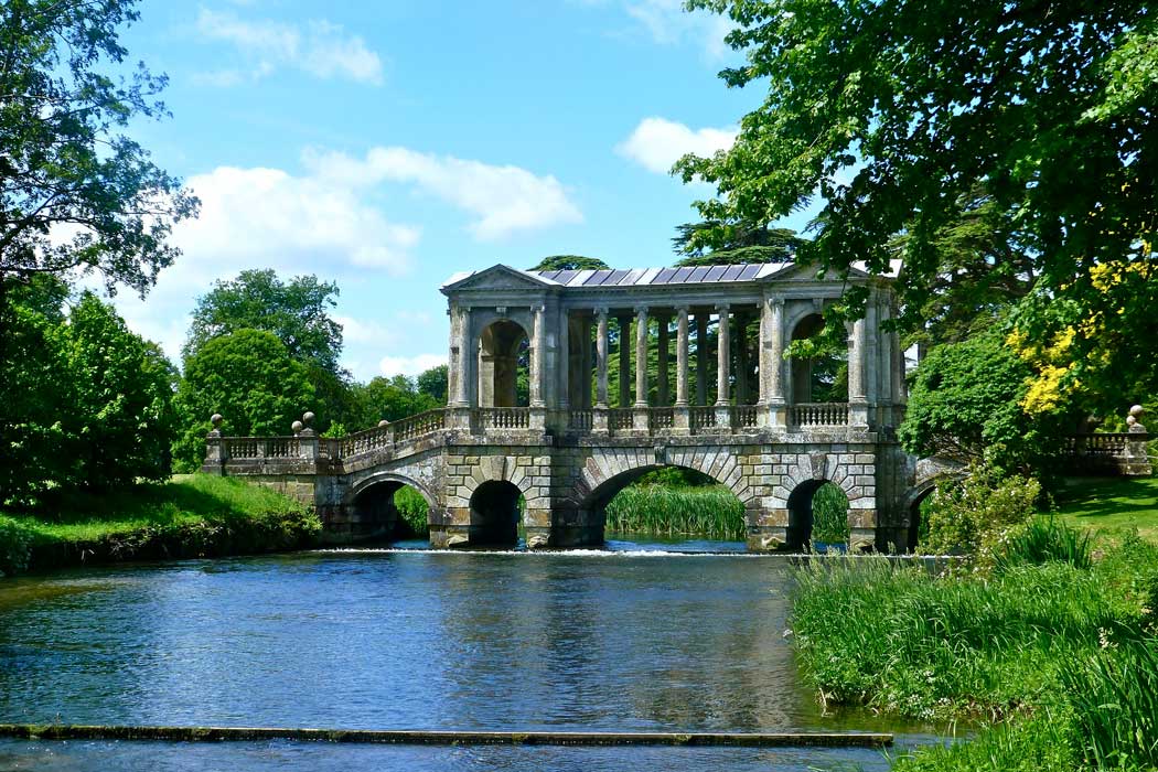 The Palladian bridge at Wilton House. (Photo: Herry Hawford [CC BY-SA 2.0])