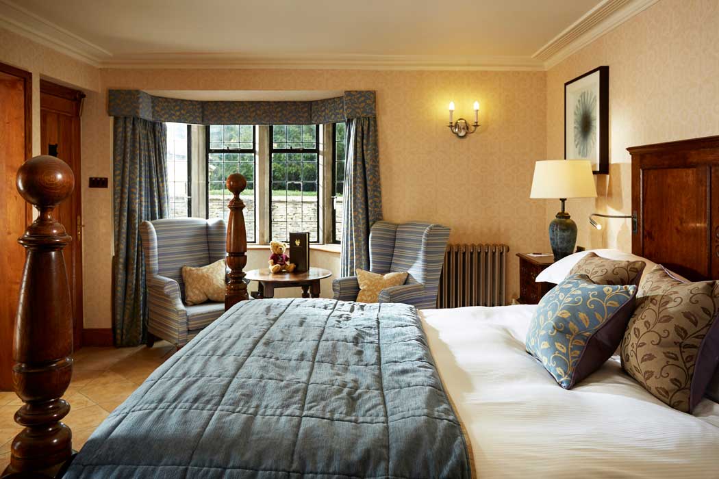 The Leys is one of the guest rooms inside the cottages at the Manor House. It is one of the smaller rooms that the hotel describes as ‘cosy’, although it is rather spacious when compared with many other hotels. (Photo © Exclusive Hotels and Venues)
