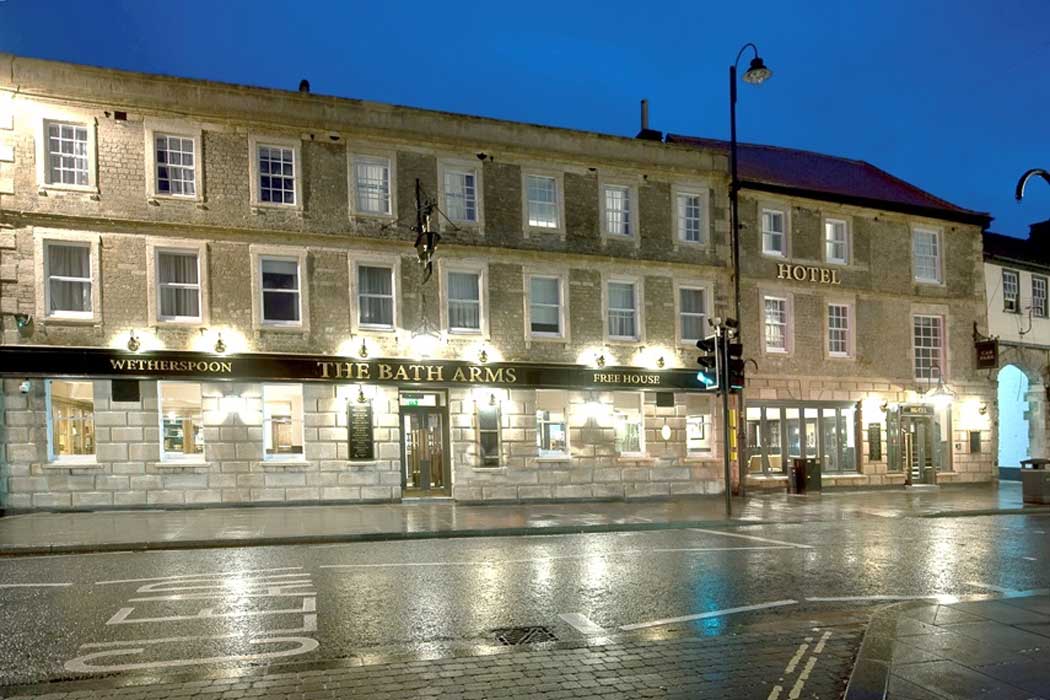 The Bath Arms is an 18th-century inn on Market Place in Warminster’s town centre. It is a very good value accommodation option with a excellent central location. (Photo: J D Wetherspoon)